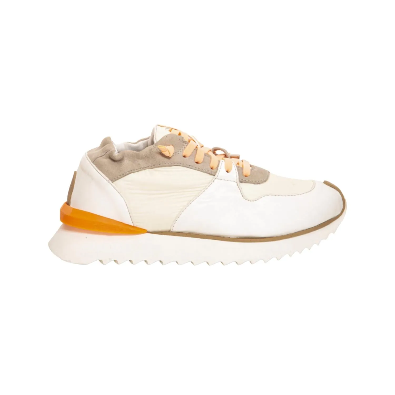 Andia Fora - Ruffle Sneaker