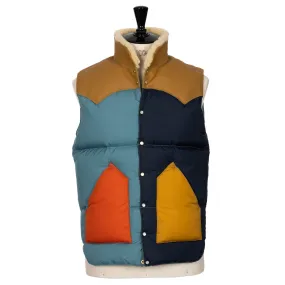 Rocky Mountain Featherbed x MJ: Daunenweste "Christy Multi-Patch Vest" mit Lammfellkragen