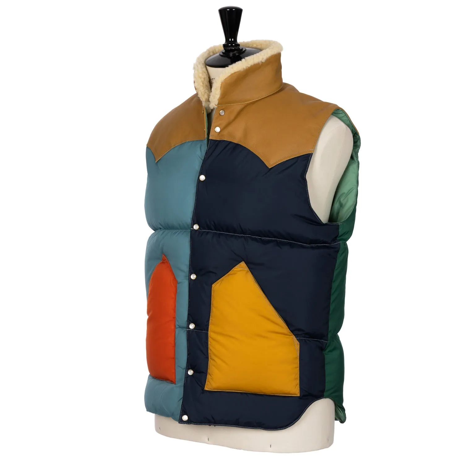 Rocky Mountain Featherbed x MJ: Daunenweste "Christy Multi-Patch Vest" mit Lammfellkragen